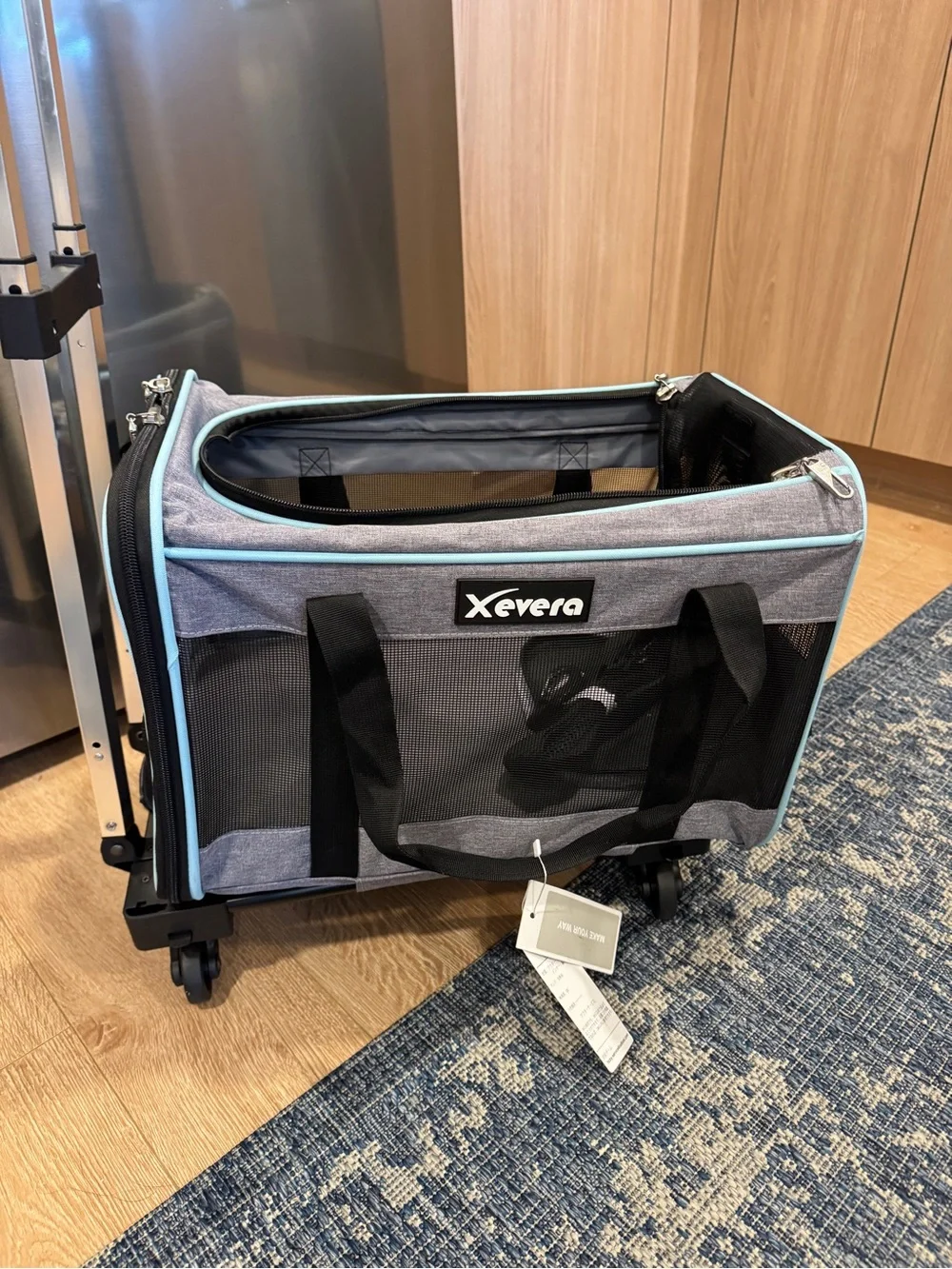 Small Pet Dog/ Cat Rolling Carrier -Airline Approved Pet Carrier- Brand New